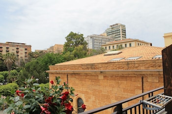 la dolce vita adults only