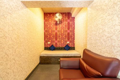 4 seasons suites jp nagar