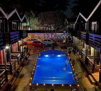 casa obrigado beach cottages goa