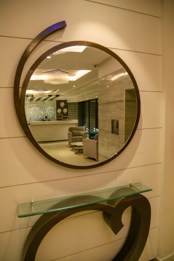 four leaf hotels amritsar