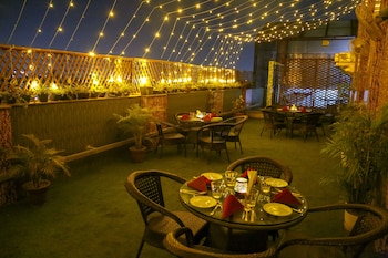 four leaf hotels amritsar