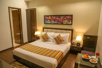 four leaf hotels amritsar