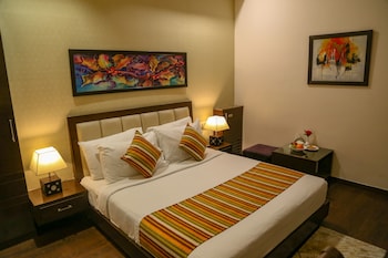 four leaf hotels amritsar