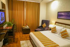 four leaf hotels amritsar
