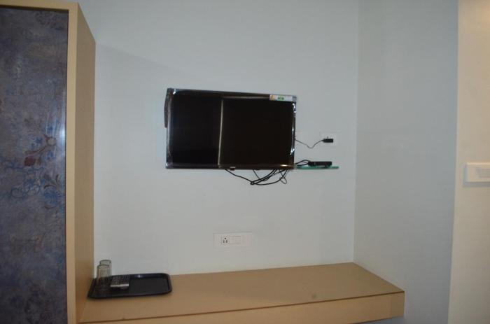 Hotel O2 Sangli,Sangli>>Alibaug,3 star
