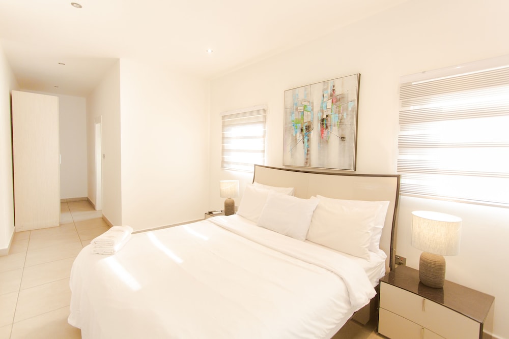 accra luxury apartments at pine court