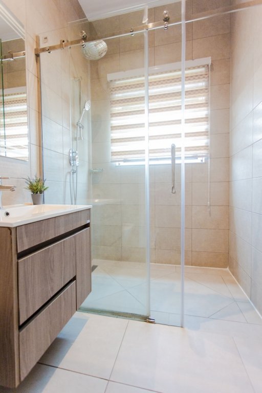 accra luxury apartments at pine court