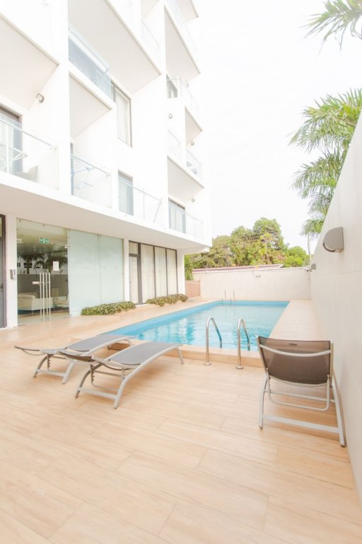 accra luxury apartments at pine court