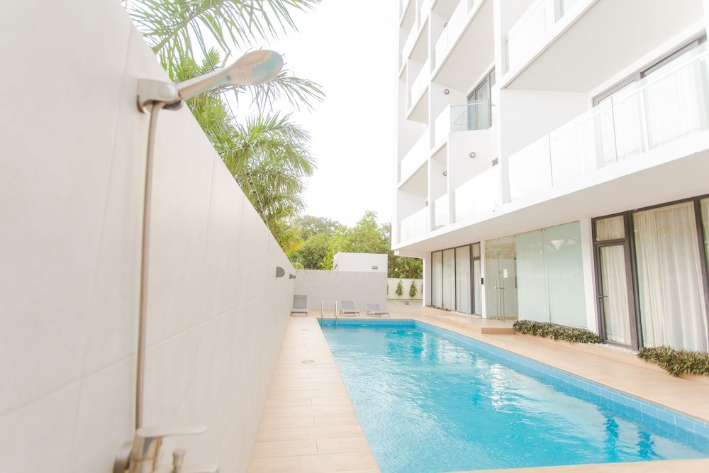 accra luxury apartments at pine court