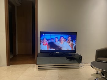 vortex suites klcc by luna