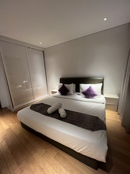 vortex suites klcc by luna