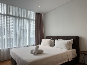 vortex suites klcc by luna