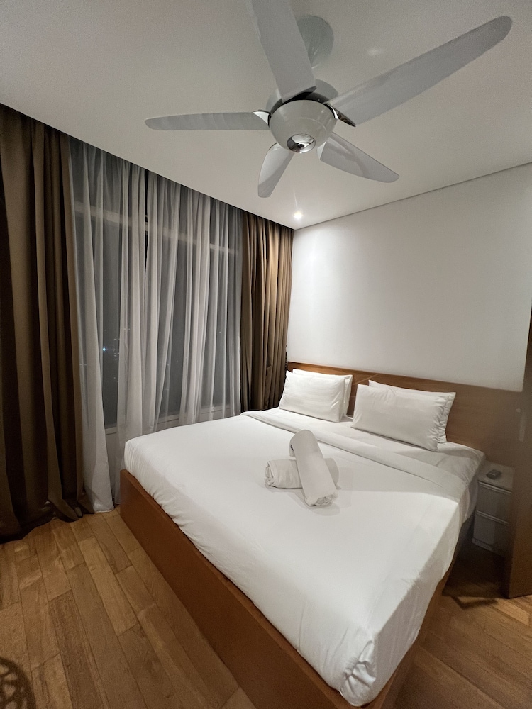 vortex suites klcc by luna