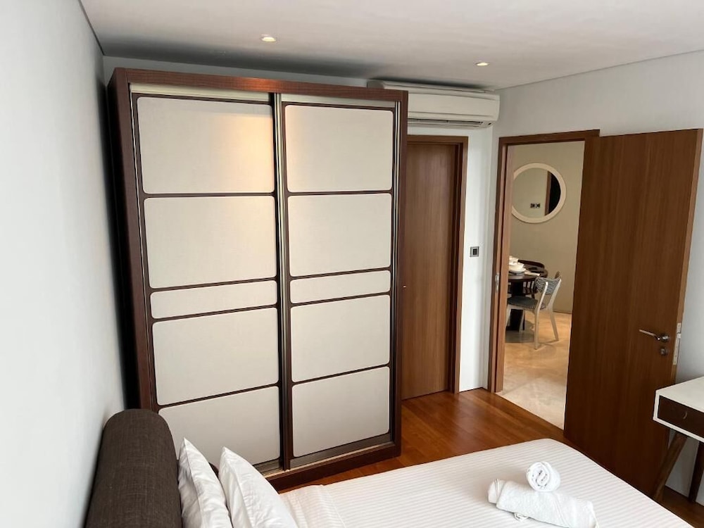 vortex suites klcc by luna