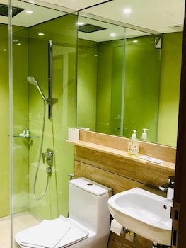 vortex suites klcc by luna