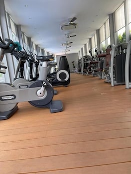 vortex suites klcc by luna