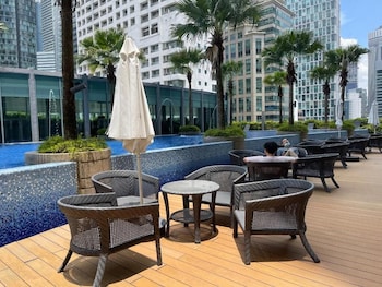 vortex suites klcc by luna