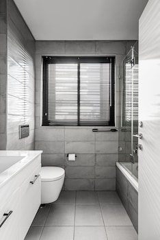 hayarkon allenby classic style by homy