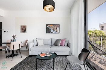 hayarkon allenby classic style by homy