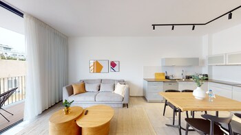 hayarkon allenby classic style by homy