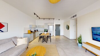 hayarkon allenby classic style by homy