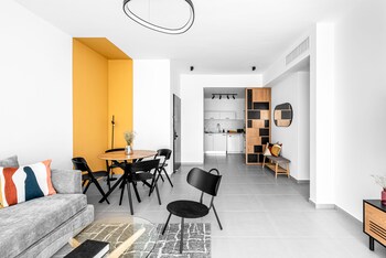 Hayarkon Allenby Classic Style By Homy,,0 star