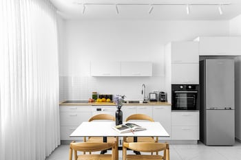 hayarkon allenby classic style by homy