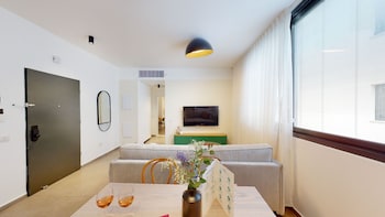 hayarkon allenby classic style by homy