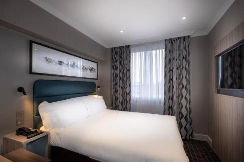 city sleeper at royal national hotel