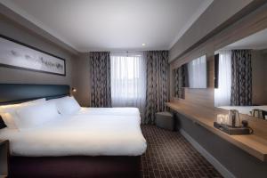city sleeper at royal national hotel