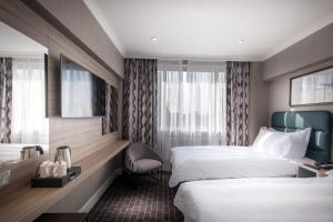 city sleeper at royal national hotel