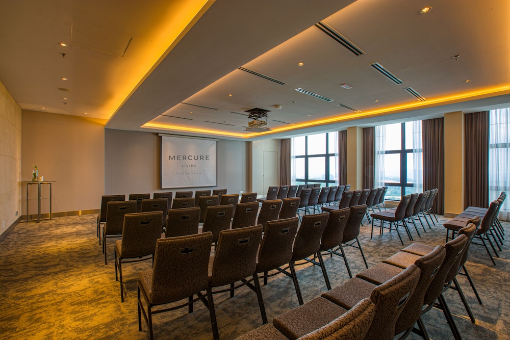 mercure living putrajaya