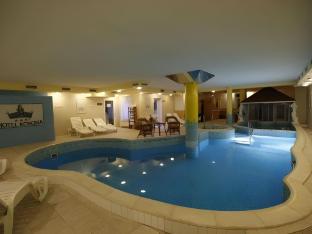hotel korona eger