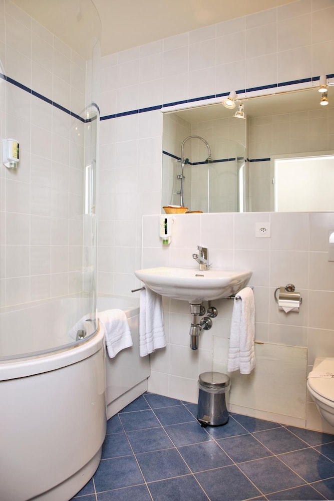 hotel de la nouvelle couronne