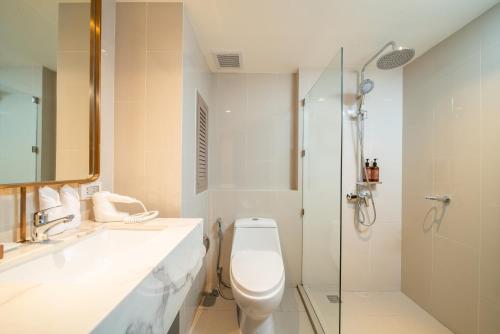 away bangkok riverside kene