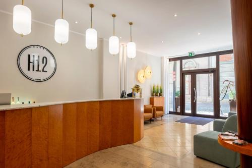 hotel h12