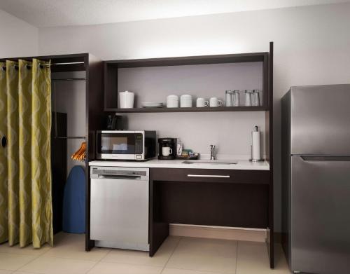 home2 suites by hilton indianapolis keystone crossing