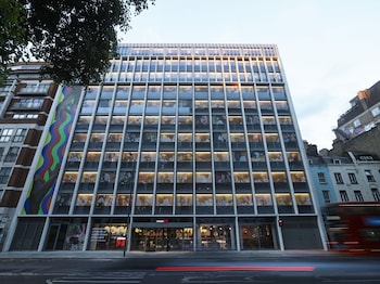 citizenm london victoria station