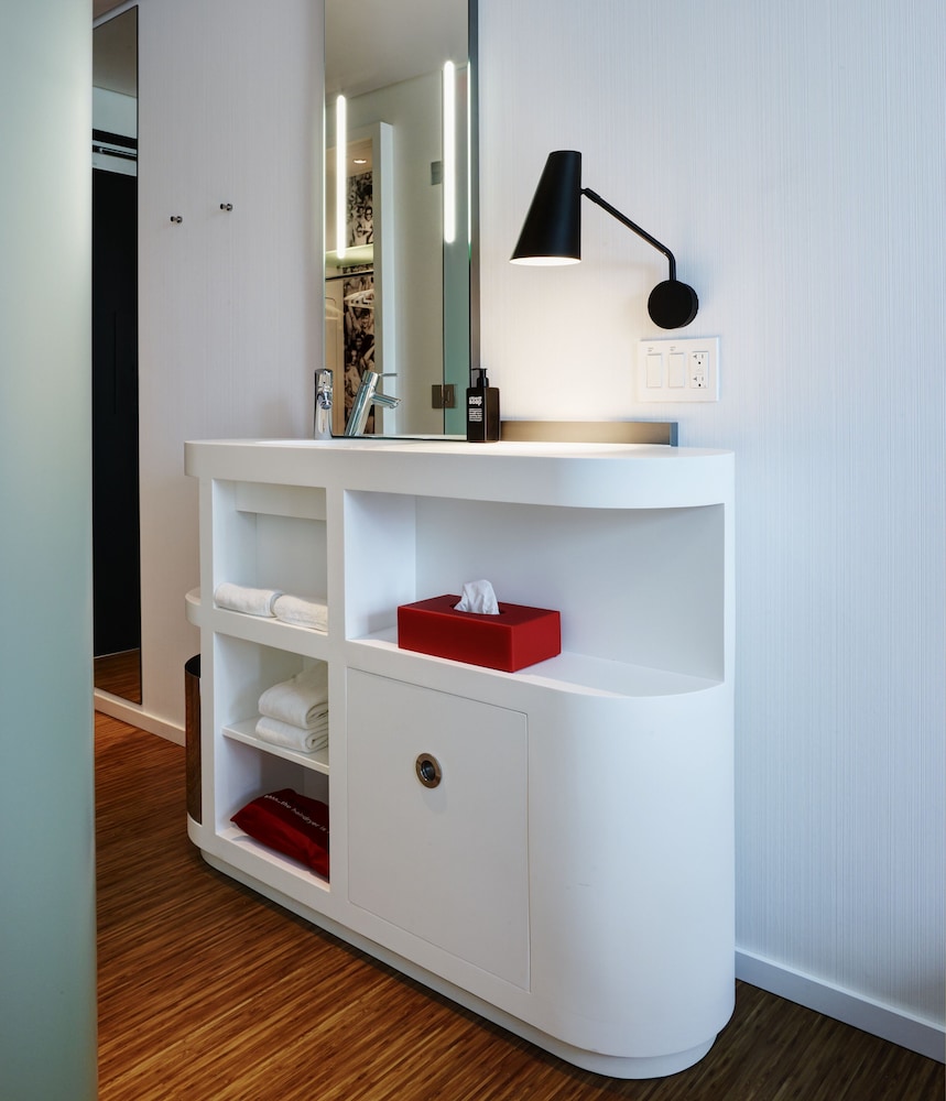 citizenm london victoria station