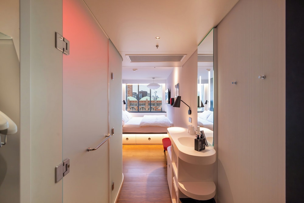 citizenm london victoria station