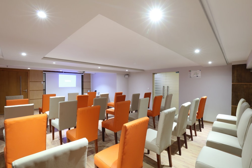 silver suites hotel and spa