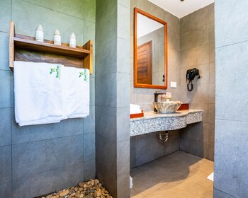 rivertree villa and resort