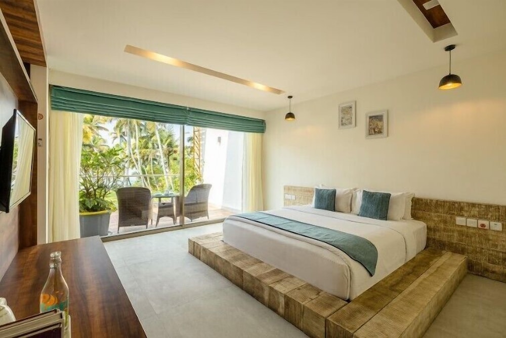 ama stays and trails sherlys ente kumbalanghi kochi