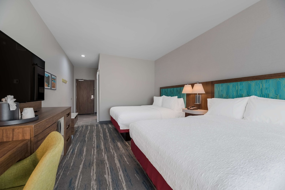 hampton inn williams