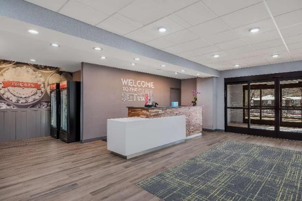 hampton inn williams