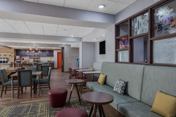 hampton inn williams