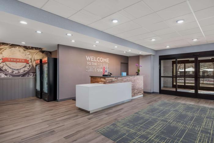 hampton inn williams