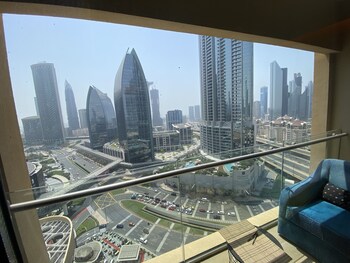 lovely studio burj dubai mall