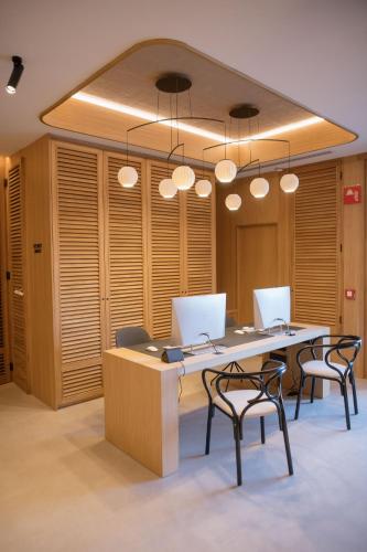 hotel puerta serranos