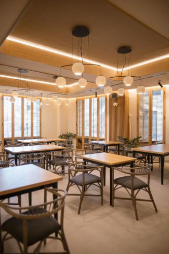 hotel puerta serranos